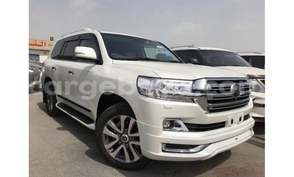 Buy Import Toyota Land Cruiser White Car in Import - Dubai in Ethiopia Buy Import Toyota Land Cruiser White Car in Import - Dubai in Ethiopia