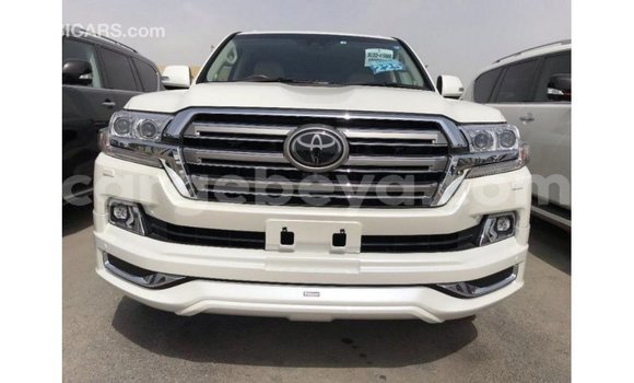Buy Import Toyota Land Cruiser White Car in Import - Dubai in Ethiopia Buy Import Toyota Land Cruiser White Car in Import - Dubai in Ethiopia
