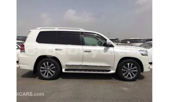 Buy Import Toyota Land Cruiser White Car in Import - Dubai in Ethiopia Buy Import Toyota Land Cruiser White Car in Import - Dubai in Ethiopia