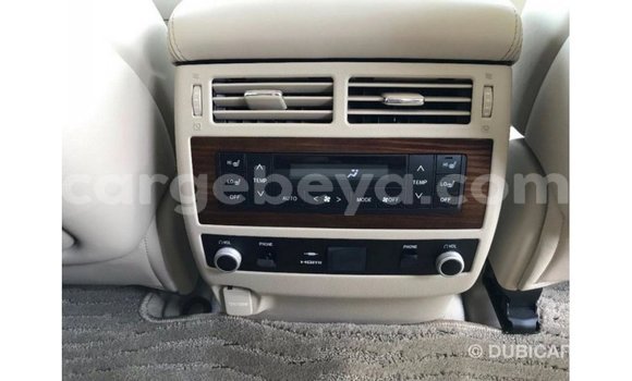 Buy Import Toyota Land Cruiser White Car in Import - Dubai in Ethiopia Buy Import Toyota Land Cruiser White Car in Import - Dubai in Ethiopia