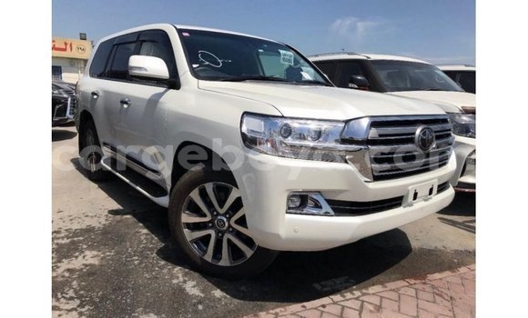 Buy Import Toyota Land Cruiser White Car in Import - Dubai in Ethiopia Buy Import Toyota Land Cruiser White Car in Import - Dubai in Ethiopia