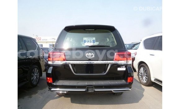 ይግዙ Imported Toyota Land Cruiser ጥቁር መኪና በ Import - Dubai በ ኢትዮጵያ ይግዙ Imported Toyota Land Cruiser ጥቁር መኪና በ Import - Dubai በ ኢትዮጵያ