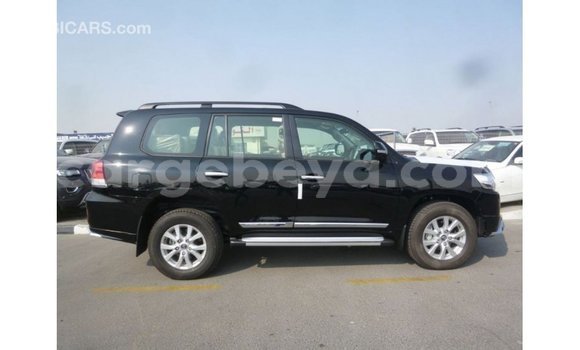 ይግዙ Imported Toyota Land Cruiser ጥቁር መኪና በ Import - Dubai በ ኢትዮጵያ ይግዙ Imported Toyota Land Cruiser ጥቁር መኪና በ Import - Dubai በ ኢትዮጵያ