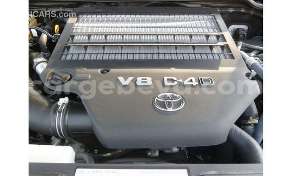 ይግዙ Imported Toyota Land Cruiser ጥቁር መኪና በ Import - Dubai በ ኢትዮጵያ ይግዙ Imported Toyota Land Cruiser ጥቁር መኪና በ Import - Dubai በ ኢትዮጵያ