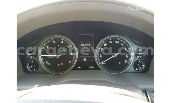 ይግዙ Imported Toyota Land Cruiser ብናማ መኪና በ Import - Dubai በ ኢትዮጵያ ይግዙ Imported Toyota Land Cruiser ብናማ መኪና በ Import - Dubai በ ኢትዮጵያ