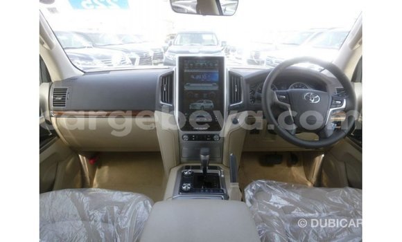 Buy Import Toyota Land Cruiser White Car in Import - Dubai in Ethiopia Buy Import Toyota Land Cruiser White Car in Import - Dubai in Ethiopia