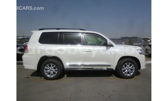 Buy Import Toyota Land Cruiser White Car in Import - Dubai in Ethiopia Buy Import Toyota Land Cruiser White Car in Import - Dubai in Ethiopia