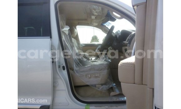 Buy Import Toyota Land Cruiser White Car in Import - Dubai in Ethiopia Buy Import Toyota Land Cruiser White Car in Import - Dubai in Ethiopia