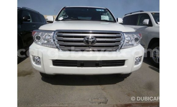 Buy Import Toyota Land Cruiser White Car in Import - Dubai in Ethiopia Buy Import Toyota Land Cruiser White Car in Import - Dubai in Ethiopia
