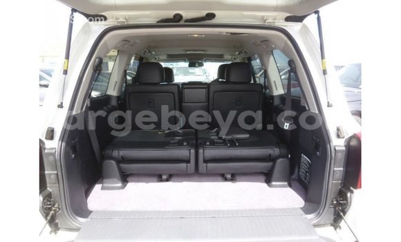 Buy Import Toyota Land Cruiser White Car in Import - Dubai in Ethiopia Buy Import Toyota Land Cruiser White Car in Import - Dubai in Ethiopia
