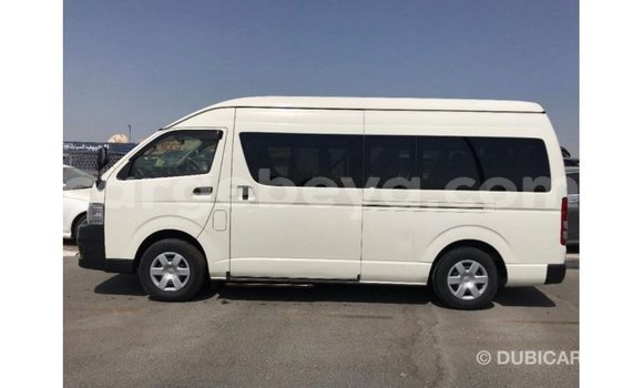 ይግዙ Imported Toyota Hiace ነጭ መኪና በ Import - Dubai በ ኢትዮጵያ ይግዙ Imported Toyota Hiace ነጭ መኪና በ Import - Dubai በ ኢትዮጵያ