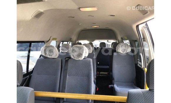 ይግዙ Imported Toyota Hiace ነጭ መኪና በ Import - Dubai በ ኢትዮጵያ ይግዙ Imported Toyota Hiace ነጭ መኪና በ Import - Dubai በ ኢትዮጵያ