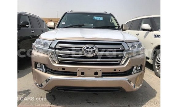 ይግዙ Imported Toyota Land Cruiser ሌላ መኪና በ Import - Dubai በ ኢትዮጵያ ይግዙ Imported Toyota Land Cruiser ሌላ መኪና በ Import - Dubai በ ኢትዮጵያ