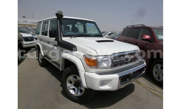 Buy Import Toyota Land Cruiser White Car in Import - Dubai in Ethiopia Buy Import Toyota Land Cruiser White Car in Import - Dubai in Ethiopia