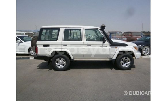 Buy Import Toyota Land Cruiser White Car in Import - Dubai in Ethiopia Buy Import Toyota Land Cruiser White Car in Import - Dubai in Ethiopia