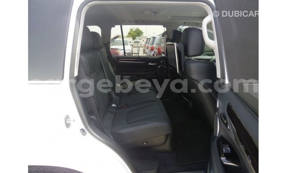 ይግዙ Imported Lexus LX ነጭ መኪና በ Import - Dubai በ ኢትዮጵያ ይግዙ Imported Lexus LX ነጭ መኪና በ Import - Dubai በ ኢትዮጵያ