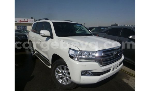 Buy Import Toyota Land Cruiser White Car in Import - Dubai in Ethiopia Buy Import Toyota Land Cruiser White Car in Import - Dubai in Ethiopia