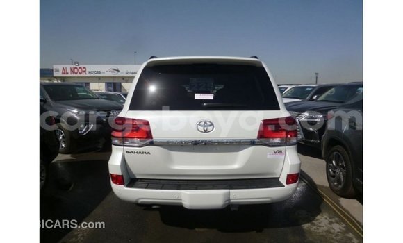 Buy Import Toyota Land Cruiser White Car in Import - Dubai in Ethiopia Buy Import Toyota Land Cruiser White Car in Import - Dubai in Ethiopia