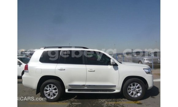 Buy Import Toyota Land Cruiser White Car in Import - Dubai in Ethiopia Buy Import Toyota Land Cruiser White Car in Import - Dubai in Ethiopia