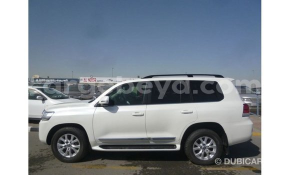 Buy Import Toyota Land Cruiser White Car in Import - Dubai in Ethiopia Buy Import Toyota Land Cruiser White Car in Import - Dubai in Ethiopia