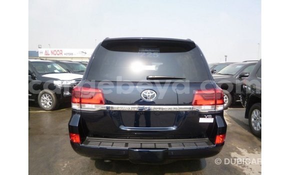 ይግዙ Imported Toyota Land Cruiser ሰማያዊ መኪና በ Import - Dubai በ ኢትዮጵያ ይግዙ Imported Toyota Land Cruiser ሰማያዊ መኪና በ Import - Dubai በ ኢትዮጵያ