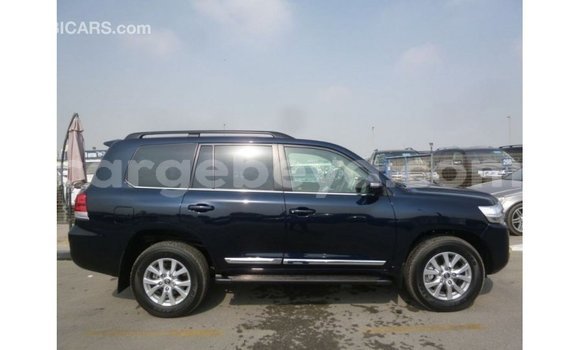 ይግዙ Imported Toyota Land Cruiser ሰማያዊ መኪና በ Import - Dubai በ ኢትዮጵያ ይግዙ Imported Toyota Land Cruiser ሰማያዊ መኪና በ Import - Dubai በ ኢትዮጵያ