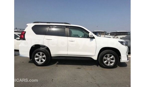 ይግዙ Imported Toyota Prado ነጭ መኪና በ Import - Dubai በ ኢትዮጵያ ይግዙ Imported Toyota Prado ነጭ መኪና በ Import - Dubai በ ኢትዮጵያ