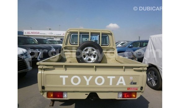 Buy Import Toyota Land Cruiser Beige Car in Import - Dubai in Ethiopia Buy Import Toyota Land Cruiser Beige Car in Import - Dubai in Ethiopia
