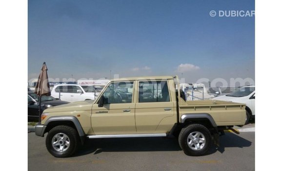 Buy Import Toyota Land Cruiser Beige Car in Import - Dubai in Ethiopia Buy Import Toyota Land Cruiser Beige Car in Import - Dubai in Ethiopia