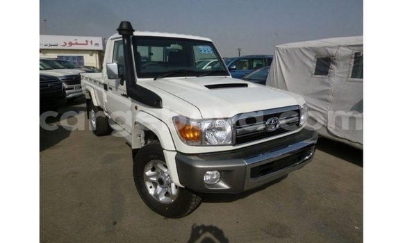 Buy Import Toyota Land Cruiser White Car in Import - Dubai in Ethiopia Buy Import Toyota Land Cruiser White Car in Import - Dubai in Ethiopia