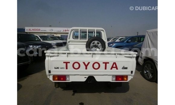 Buy Import Toyota Land Cruiser White Car in Import - Dubai in Ethiopia Buy Import Toyota Land Cruiser White Car in Import - Dubai in Ethiopia