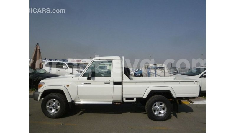 Big with watermark toyota land cruiser ethiopia import dubai 6670