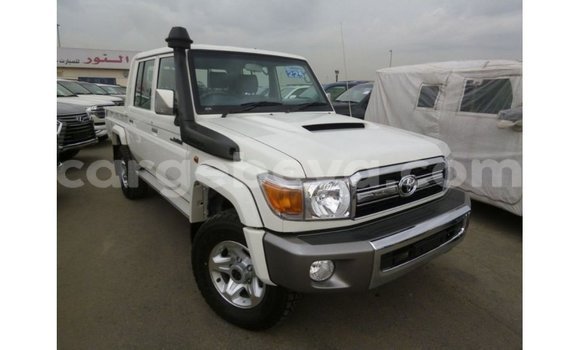 Buy Import Toyota Land Cruiser White Car in Import - Dubai in Ethiopia Buy Import Toyota Land Cruiser White Car in Import - Dubai in Ethiopia