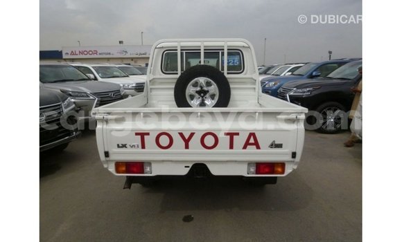 Buy Import Toyota Land Cruiser White Car in Import - Dubai in Ethiopia Buy Import Toyota Land Cruiser White Car in Import - Dubai in Ethiopia