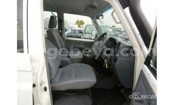 Buy Import Toyota Land Cruiser White Car in Import - Dubai in Ethiopia Buy Import Toyota Land Cruiser White Car in Import - Dubai in Ethiopia