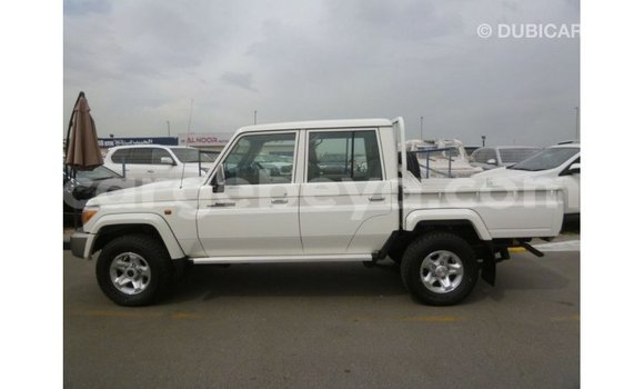 Buy Import Toyota Land Cruiser White Car in Import - Dubai in Ethiopia Buy Import Toyota Land Cruiser White Car in Import - Dubai in Ethiopia