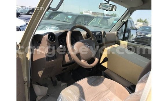 ይግዙ Imported Toyota Land Cruiser Beige መኪና በ Import - Dubai በ ኢትዮጵያ ይግዙ Imported Toyota Land Cruiser Beige መኪና በ Import - Dubai በ ኢትዮጵያ