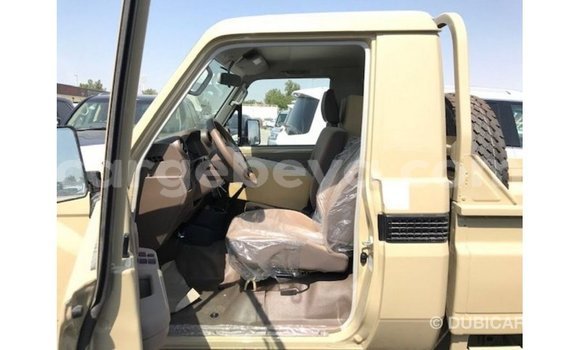 ይግዙ Imported Toyota Land Cruiser Beige መኪና በ Import - Dubai በ ኢትዮጵያ ይግዙ Imported Toyota Land Cruiser Beige መኪና በ Import - Dubai በ ኢትዮጵያ