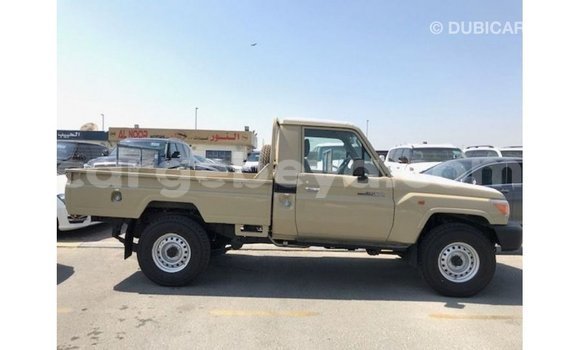 ይግዙ Imported Toyota Land Cruiser Beige መኪና በ Import - Dubai በ ኢትዮጵያ ይግዙ Imported Toyota Land Cruiser Beige መኪና በ Import - Dubai በ ኢትዮጵያ