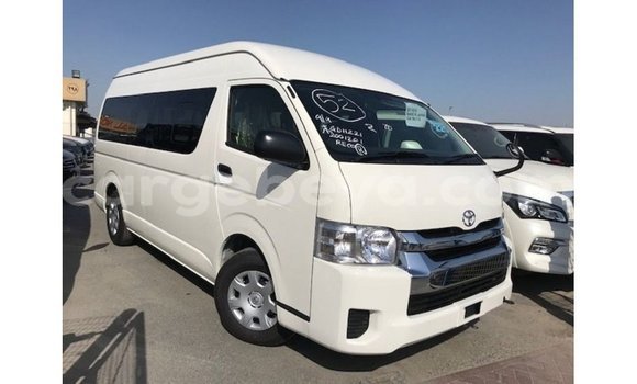 ይግዙ Imported Toyota Hiace ነጭ መኪና በ Import - Dubai በ ኢትዮጵያ ይግዙ Imported Toyota Hiace ነጭ መኪና በ Import - Dubai በ ኢትዮጵያ