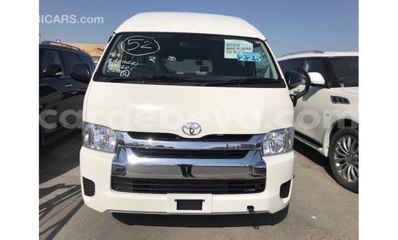 ይግዙ Imported Toyota Hiace ነጭ መኪና በ Import - Dubai በ ኢትዮጵያ ይግዙ Imported Toyota Hiace ነጭ መኪና በ Import - Dubai በ ኢትዮጵያ