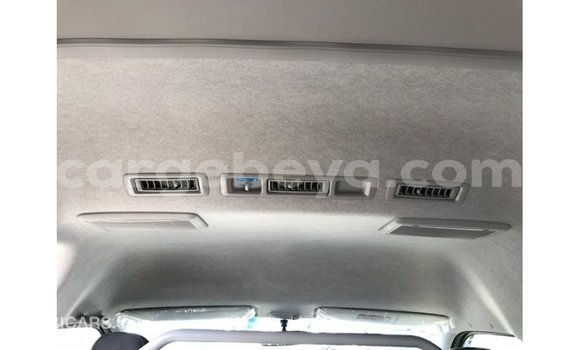 ይግዙ Imported Toyota Hiace ነጭ መኪና በ Import - Dubai በ ኢትዮጵያ ይግዙ Imported Toyota Hiace ነጭ መኪና በ Import - Dubai በ ኢትዮጵያ