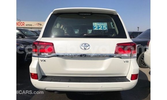 Buy Import Toyota Land Cruiser White Car in Import - Dubai in Ethiopia Buy Import Toyota Land Cruiser White Car in Import - Dubai in Ethiopia