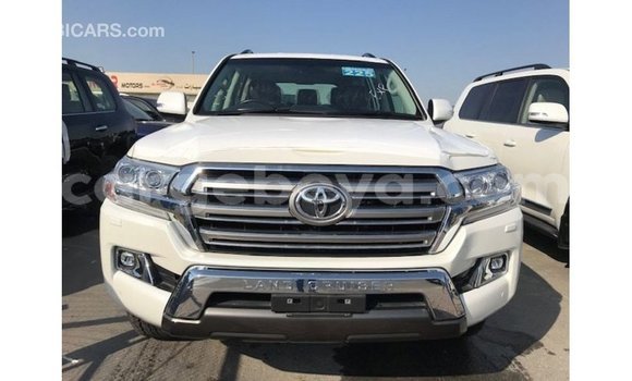 Buy Import Toyota Land Cruiser White Car in Import - Dubai in Ethiopia Buy Import Toyota Land Cruiser White Car in Import - Dubai in Ethiopia
