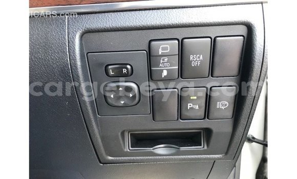 Buy Import Toyota Land Cruiser White Car in Import - Dubai in Ethiopia Buy Import Toyota Land Cruiser White Car in Import - Dubai in Ethiopia