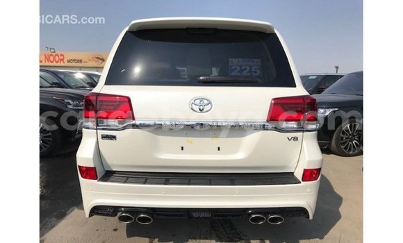 Buy Import Toyota Land Cruiser White Car in Import - Dubai in Ethiopia Buy Import Toyota Land Cruiser White Car in Import - Dubai in Ethiopia