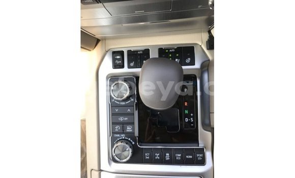 Buy Import Toyota Land Cruiser White Car in Import - Dubai in Ethiopia Buy Import Toyota Land Cruiser White Car in Import - Dubai in Ethiopia