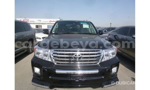 ይግዙ Imported Toyota Land Cruiser ጥቁር መኪና በ Import - Dubai በ ኢትዮጵያ ይግዙ Imported Toyota Land Cruiser ጥቁር መኪና በ Import - Dubai በ ኢትዮጵያ