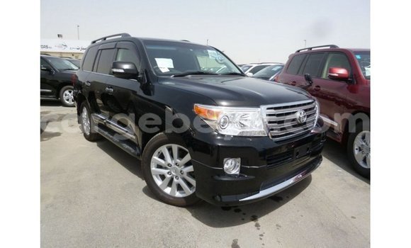 ይግዙ Imported Toyota Land Cruiser ጥቁር መኪና በ Import - Dubai በ ኢትዮጵያ ይግዙ Imported Toyota Land Cruiser ጥቁር መኪና በ Import - Dubai በ ኢትዮጵያ