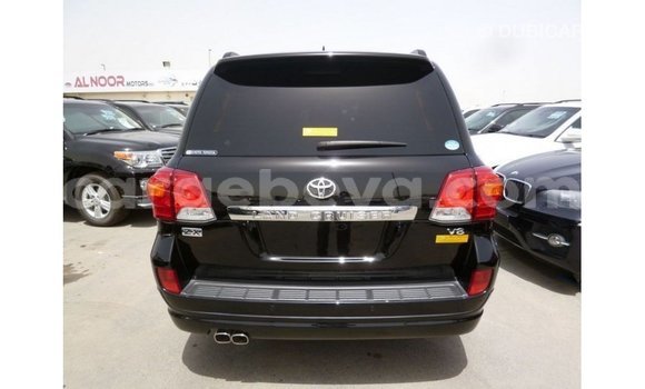 ይግዙ Imported Toyota Land Cruiser ጥቁር መኪና በ Import - Dubai በ ኢትዮጵያ ይግዙ Imported Toyota Land Cruiser ጥቁር መኪና በ Import - Dubai በ ኢትዮጵያ